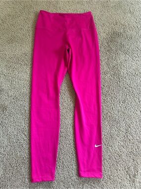 Nike Bright Fuchsia Athletic Leggings
